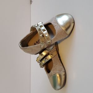 Gold, toddler strappy ballet flats with spike detail, size 4-5